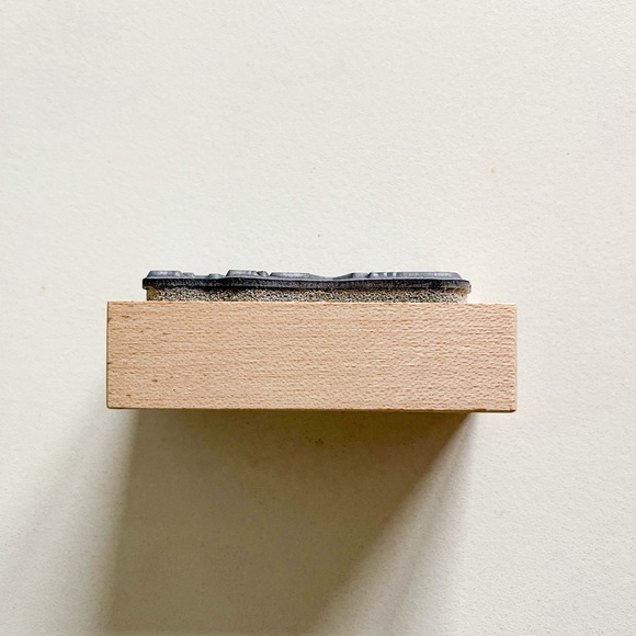 LIVE LAUGH LOVE RUBBER STAMP AMERICAN ART KC9022F Wood Mounted Stamp - Picture 6 of 7